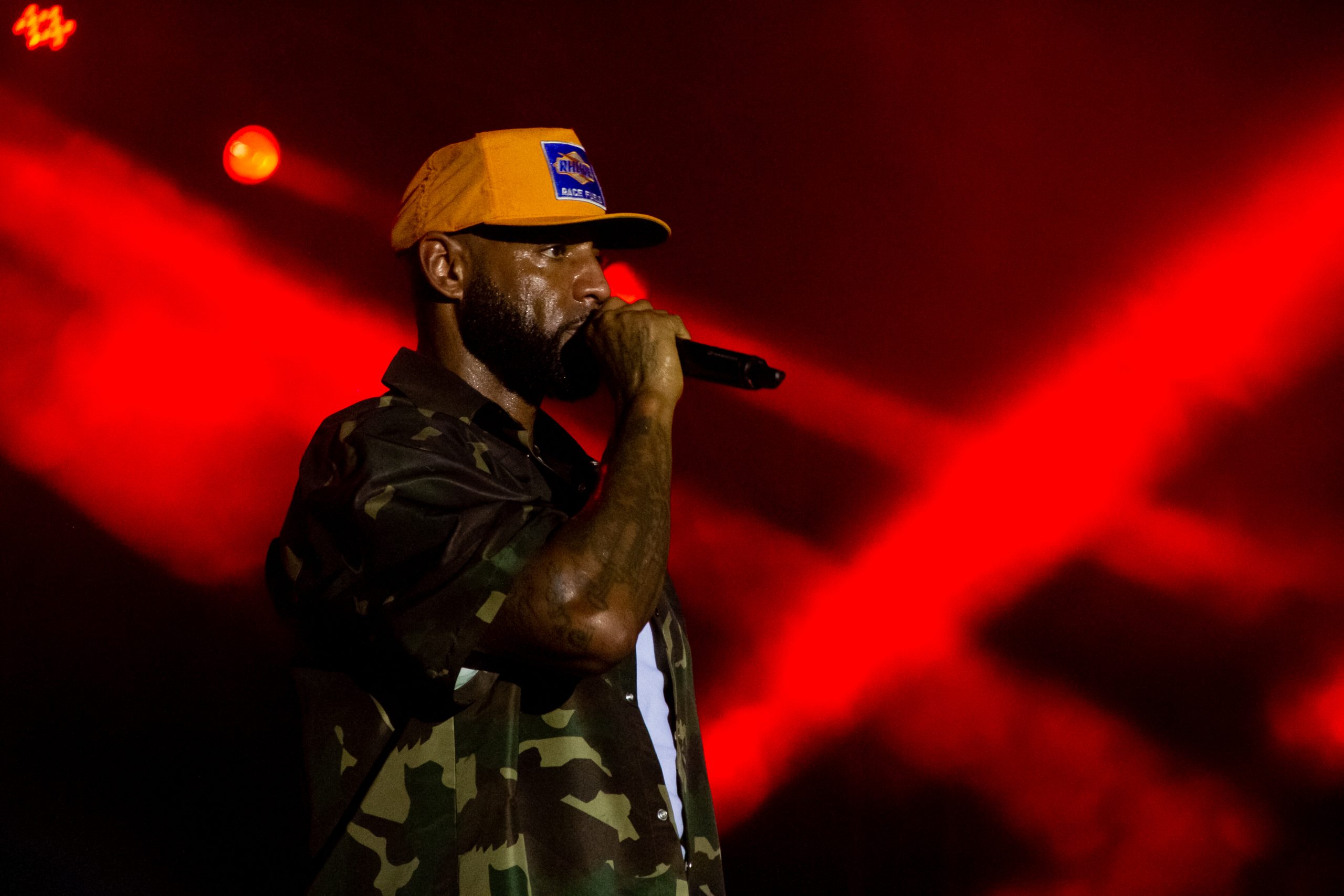 Booba condamné pour cyberharcèlement et injure raciale envers une journaliste de France Télévisions